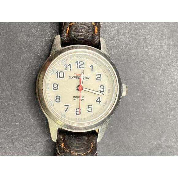 Timex Expedition Watch Women's Silver Tone 22 Indiglo WR50 Brown Leather Band - Picture 2 of 14